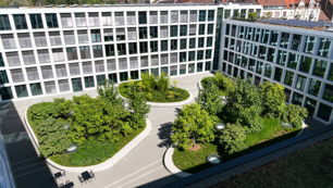 KVBW Hauptverwaltung - Blick auf den Innenhof KVBW Hauptverwaltung - Blick auf den Innenhof